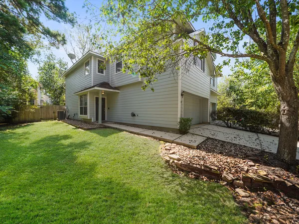 $2,300 | 78 Blue Creek Court, Spring, TX 77382