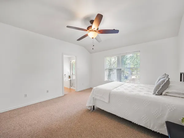 $2,300 | 78 Blue Creek Court, Spring, TX 77382