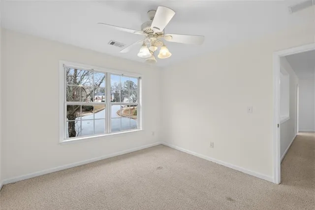 a view of empty room with window