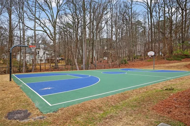 a view of outdoor space