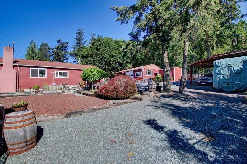 13210 Satterlee Road Anacortes, WA 98221 - Photo 23 of 35