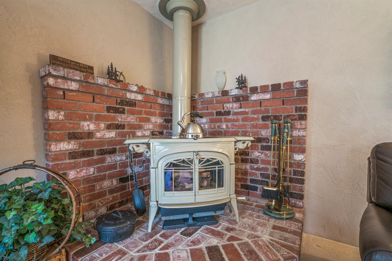 9481 East Antelope Road Eagle Point, OR 97524 - Photo 10 of 35 Additional Photo