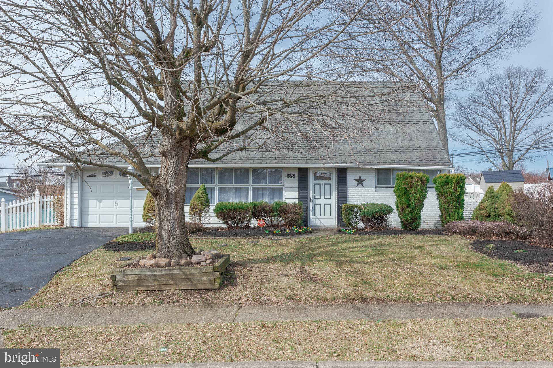 55 Cinnamon Road Levittown, PA 19057 - Photo 1 of 30