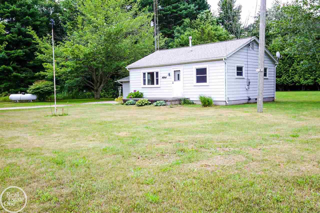 6152 Forester Road Carsonville, MI 48419 - Photo 2 of 17 31326309-1.JPG