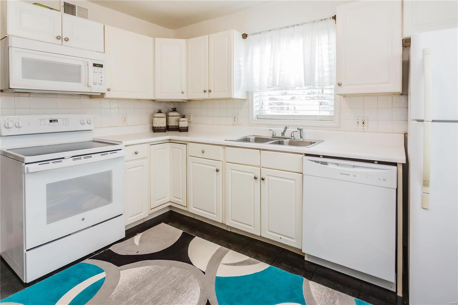 708 Reed Avenue St. Louis, MO 63125 - Photo 8 of 23 Gallery Image 8