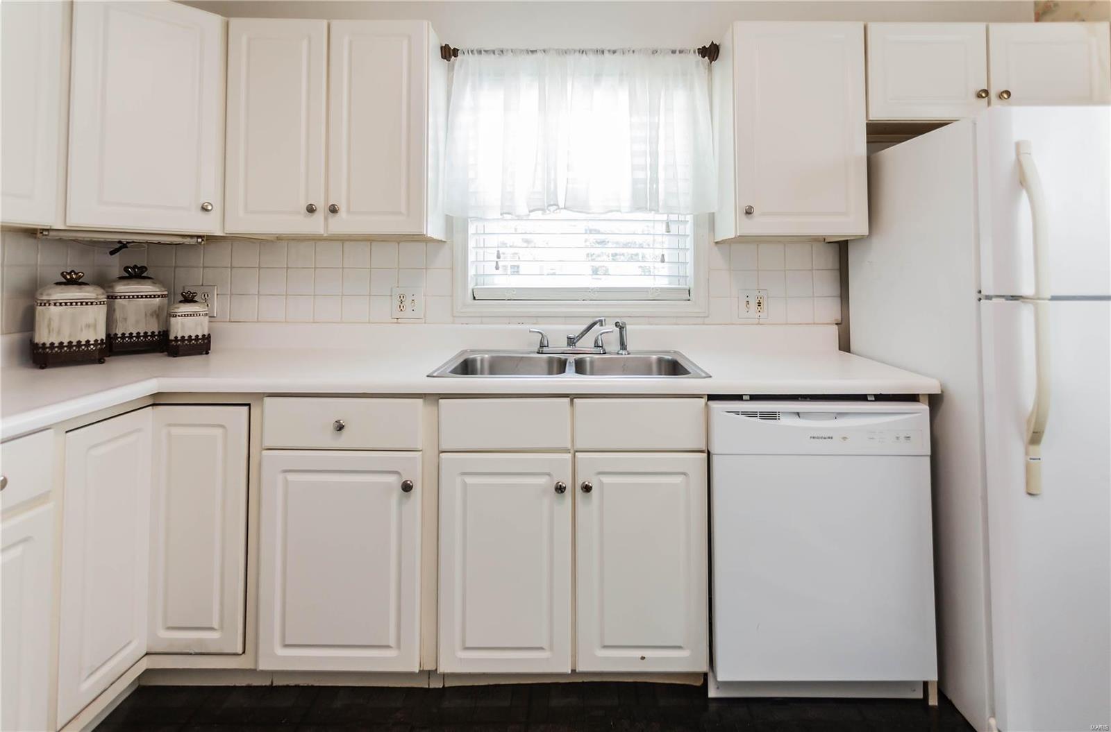 708 Reed Avenue St. Louis, MO 63125 - Photo 9 of 23 Gallery Image 9