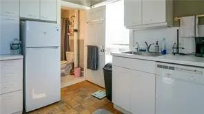 $2,400 | 15 Webster Street, Unit 3, Newport, RI 02840