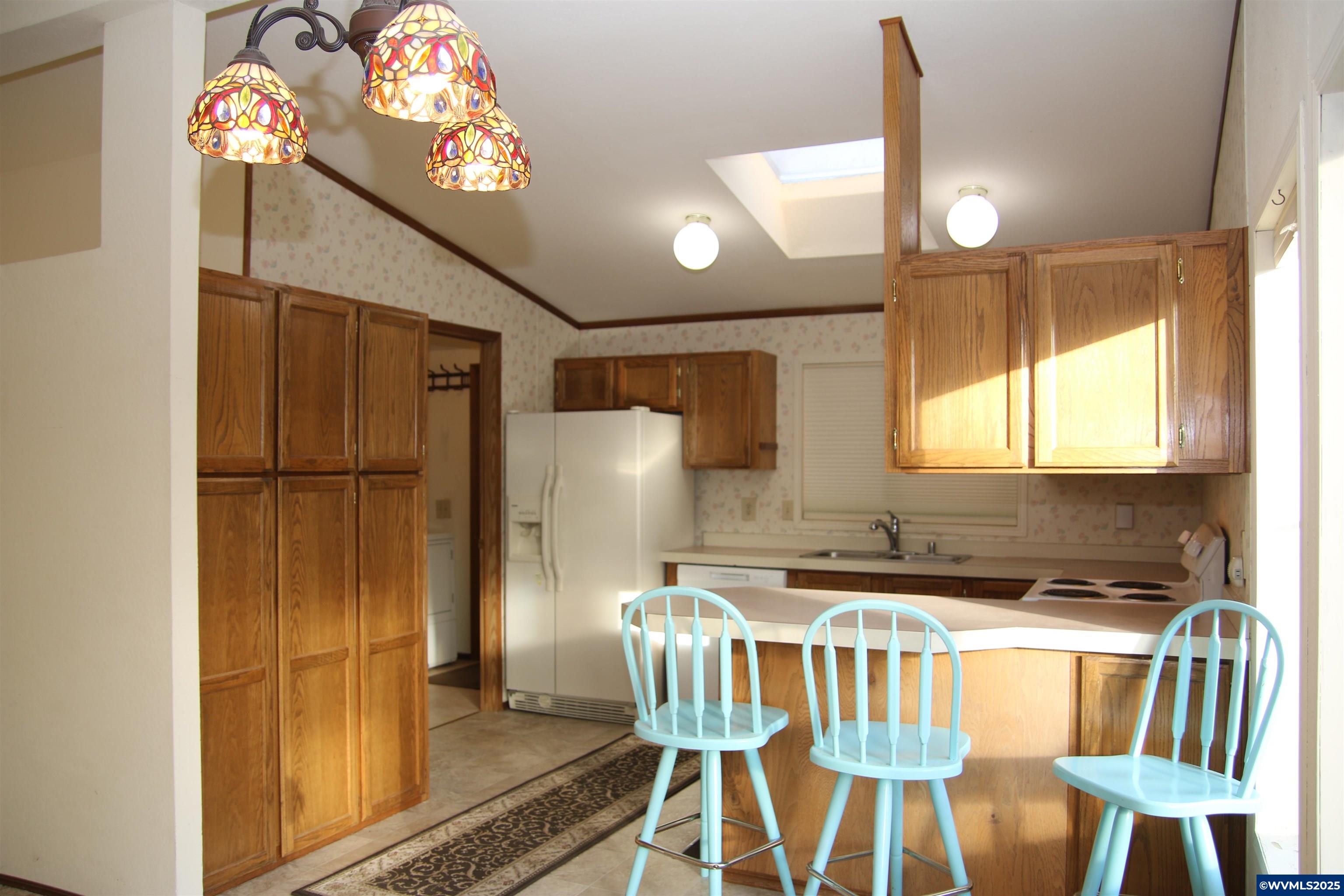 872 Northwest North Albany Road Albany, OR 97321 - Photo 5 of 22