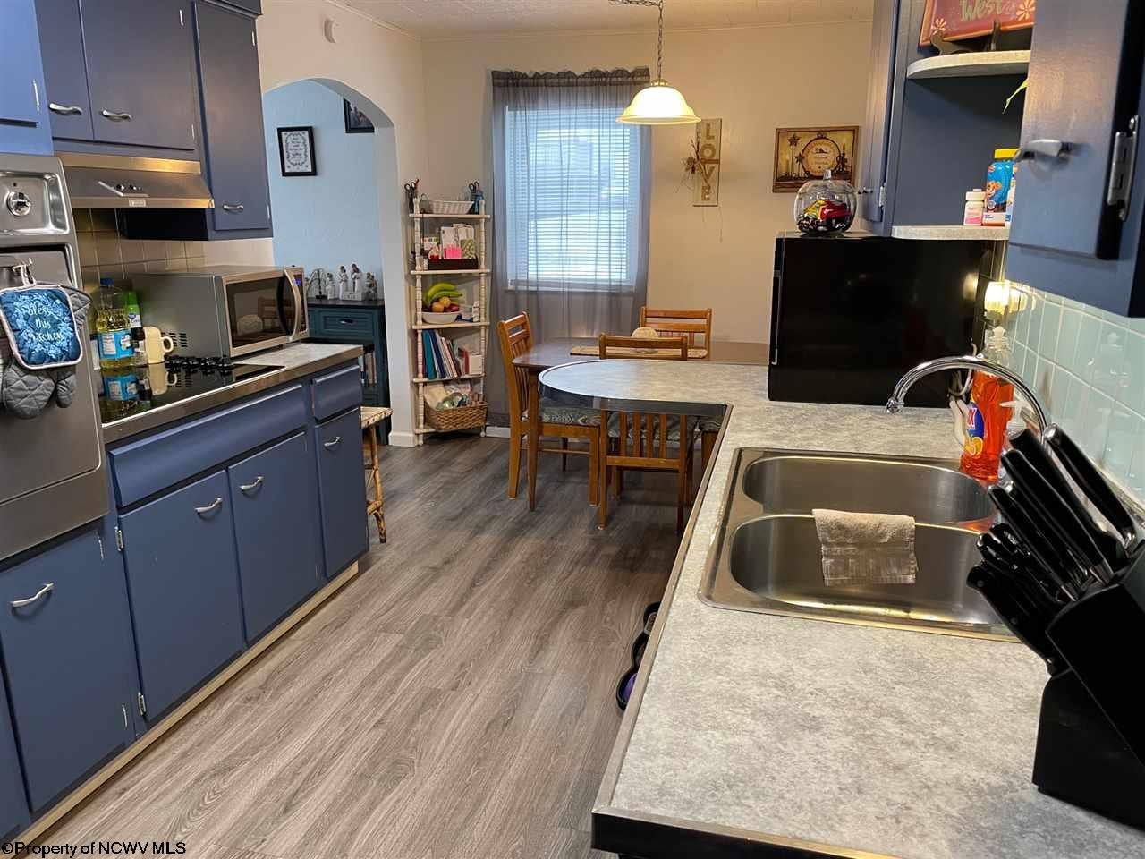 1509 Pleasant Valley Road Fairmont, WV 26554 - Photo 6 of 16 Gallery Image 6