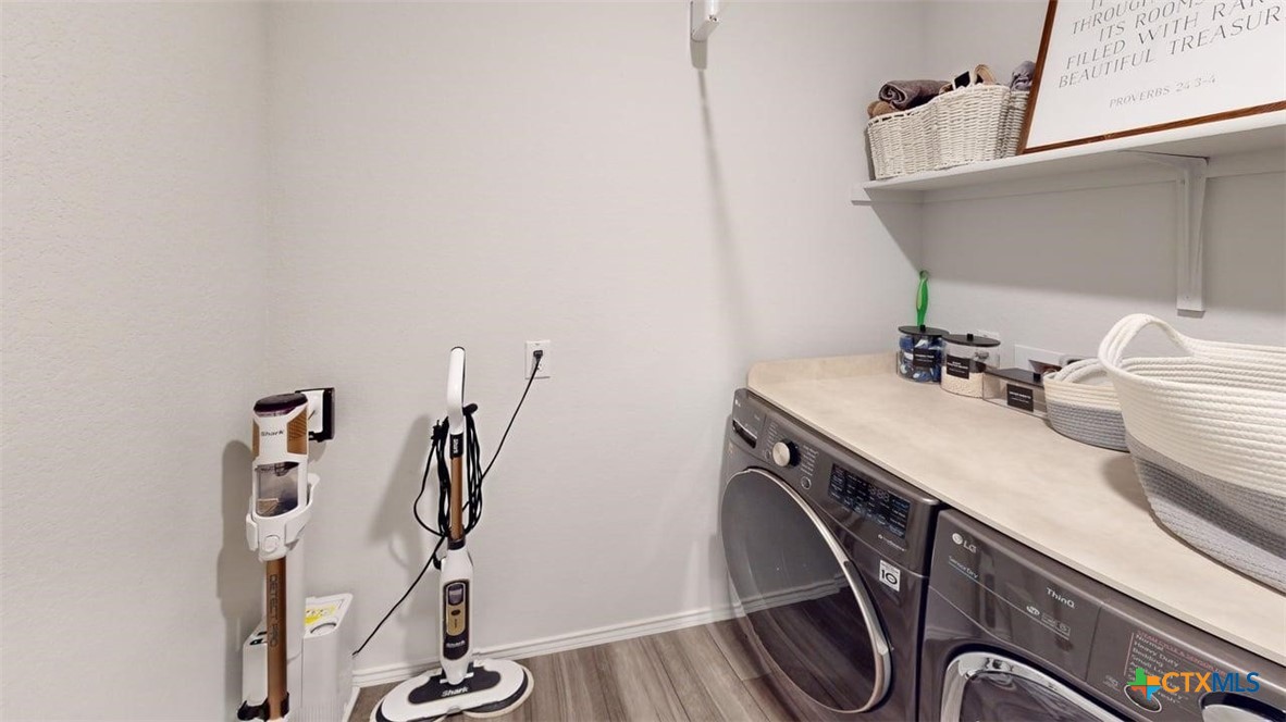 10016 Avendesora Road Killeen, TX 76542 - Photo 14 of 24 a view of a room with gym equipment