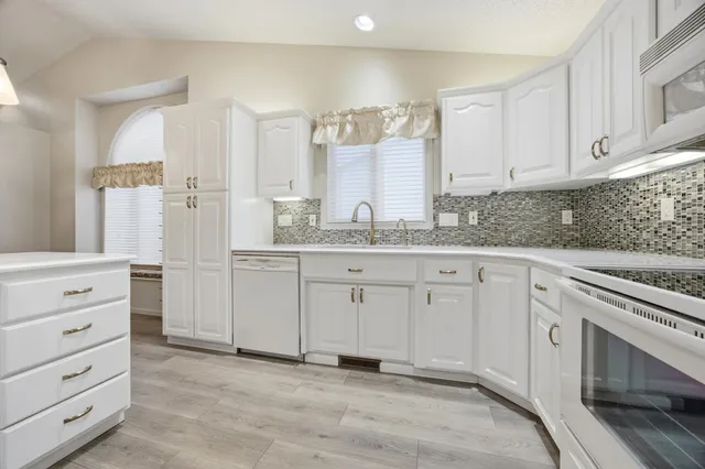 $363,000 | 2830 Wheatland Drive South, Fargo, ND 58103