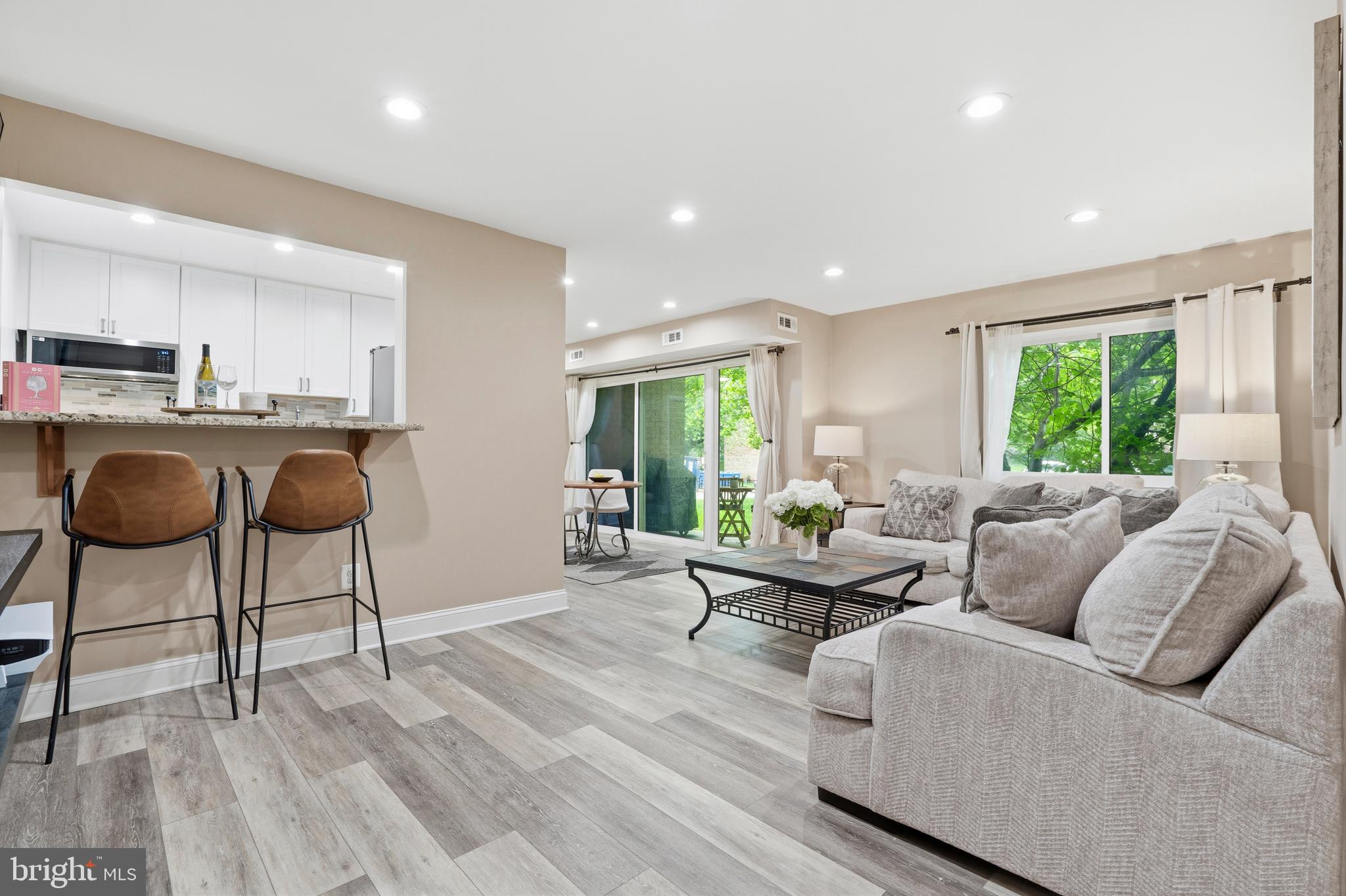 2907 Charing Cross Road, Unit 9/3 Falls Church, VA 22042 - Photo 1 of 34 Bright. Renovated. Move-In Ready.