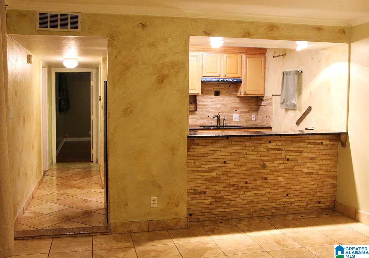 3350 Altamont Road South, Unit C4 Birmingham, AL 35205 - Photo 3 of 22