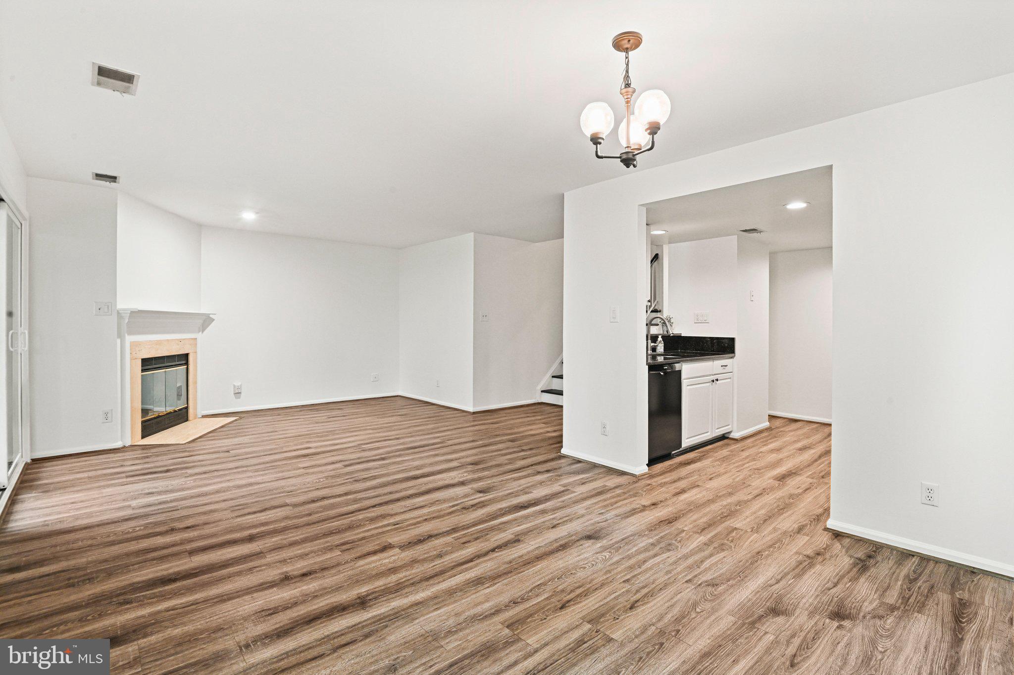 12888 Grays Pointe Road, Unit A Fairfax, VA 22033 - Photo 10 of 36