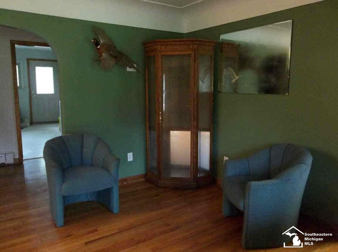 2732 West Labo Road Carleton, MI 48117 - Photo 10 of 25