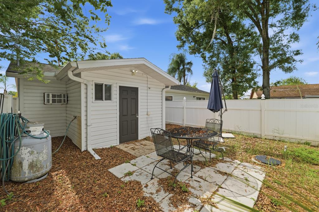 15509 Casey Rd Extension, Unit B Tampa, FL 33624 - Photo 14 of 28