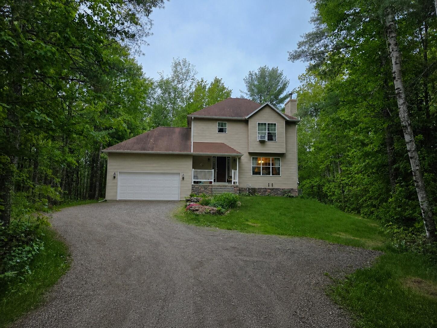 74 Smith Road Hermon, ME 04401 - Photo 1 of 20 exterior_front_and_driveway