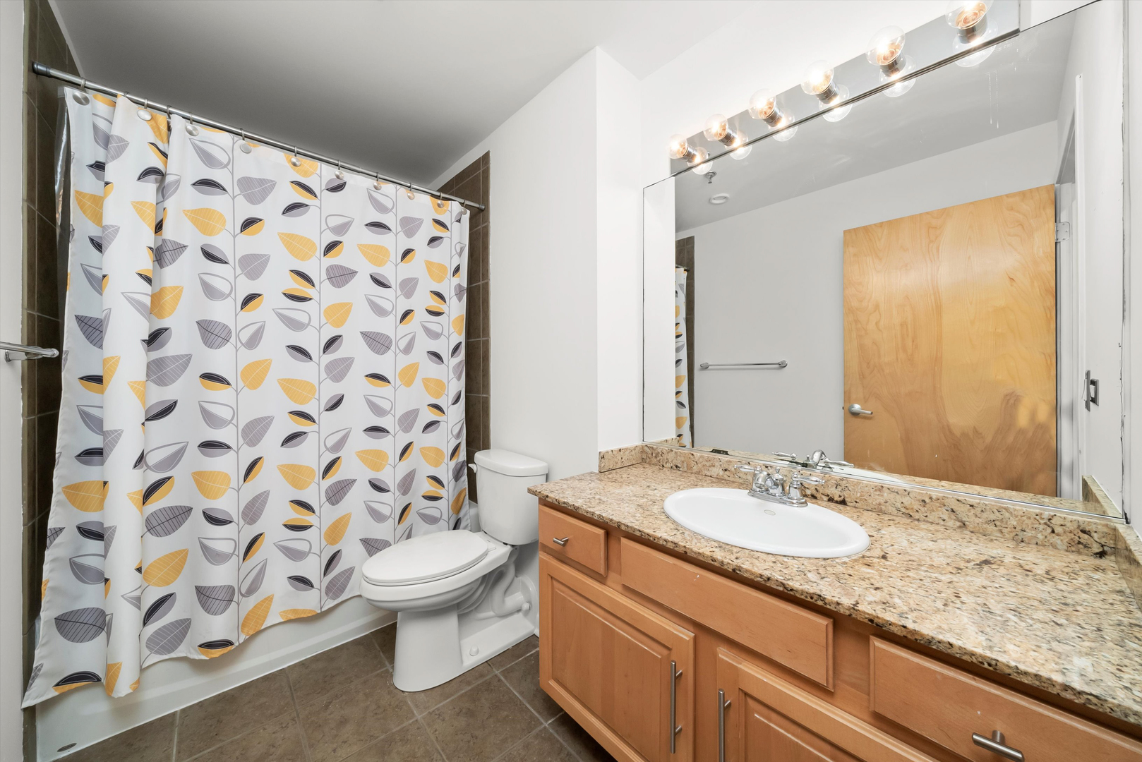 1645 West Ogden Avenue, Unit 702 Chicago, IL 60612 - Photo 20 of 30