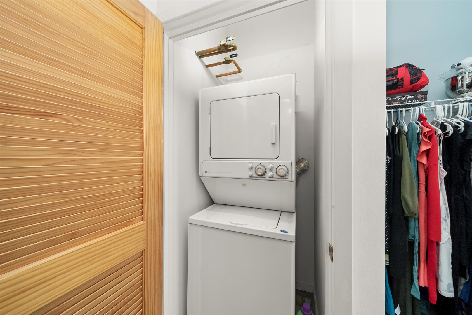 1645 West Ogden Avenue, Unit 702 Chicago, IL 60612 - Photo 21 of 30