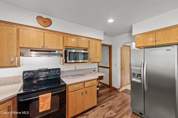 $1,050,000 | 11089 North Point Hayden Drive, Hayden Lake, ID 83835