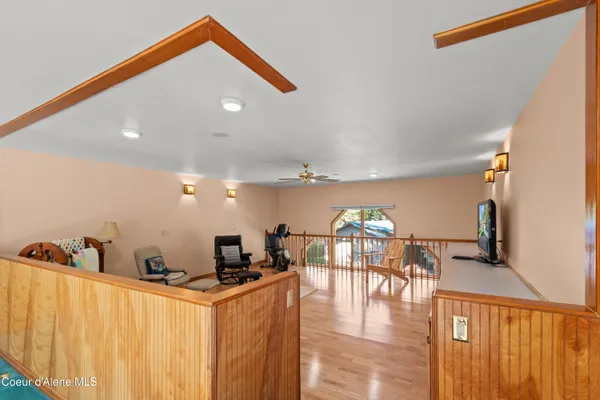$1,050,000 | 11089 North Point Hayden Drive, Hayden Lake, ID 83835