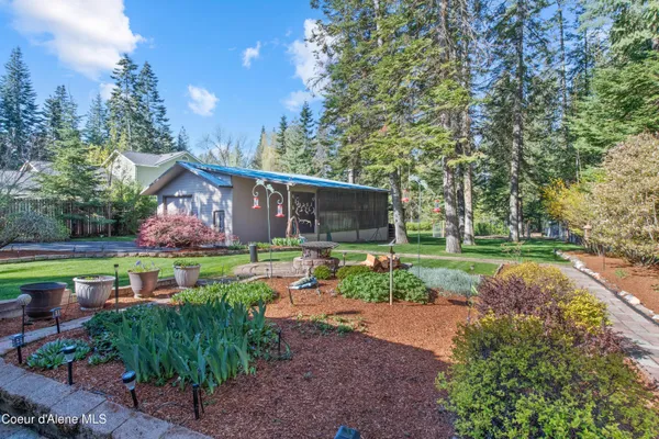 $1,050,000 | 11089 North Point Hayden Drive, Hayden Lake, ID 83835