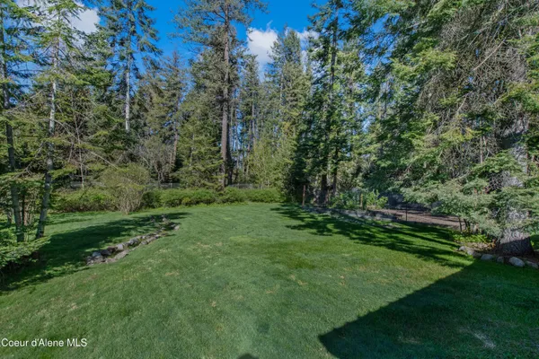 $1,050,000 | 11089 North Point Hayden Drive, Hayden Lake, ID 83835