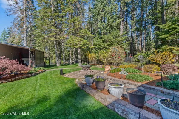 $1,050,000 | 11089 North Point Hayden Drive, Hayden Lake, ID 83835
