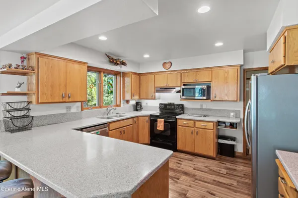 $1,050,000 | 11089 North Point Hayden Drive, Hayden Lake, ID 83835