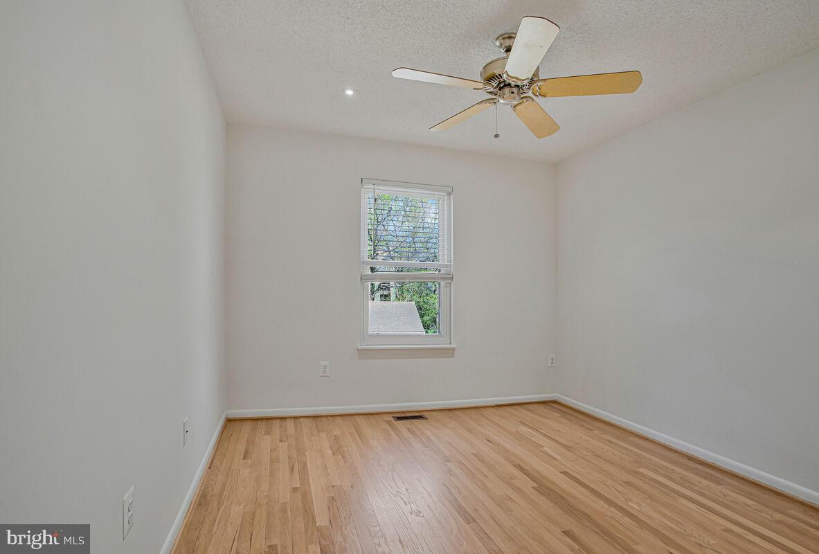 560 Herons Nest Road Annapolis, MD 21409 - Photo 20 of 38 Bedroom