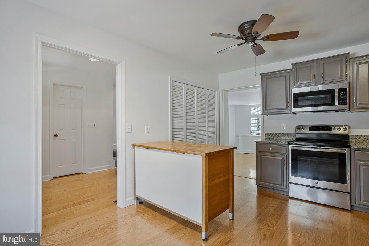 560 Herons Nest Road Annapolis, MD 21409 - Photo 3 of 38 Kitchen