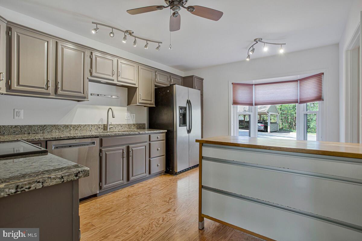 560 Herons Nest Road Annapolis, MD 21409 - Photo 6 of 38 Kitchen
