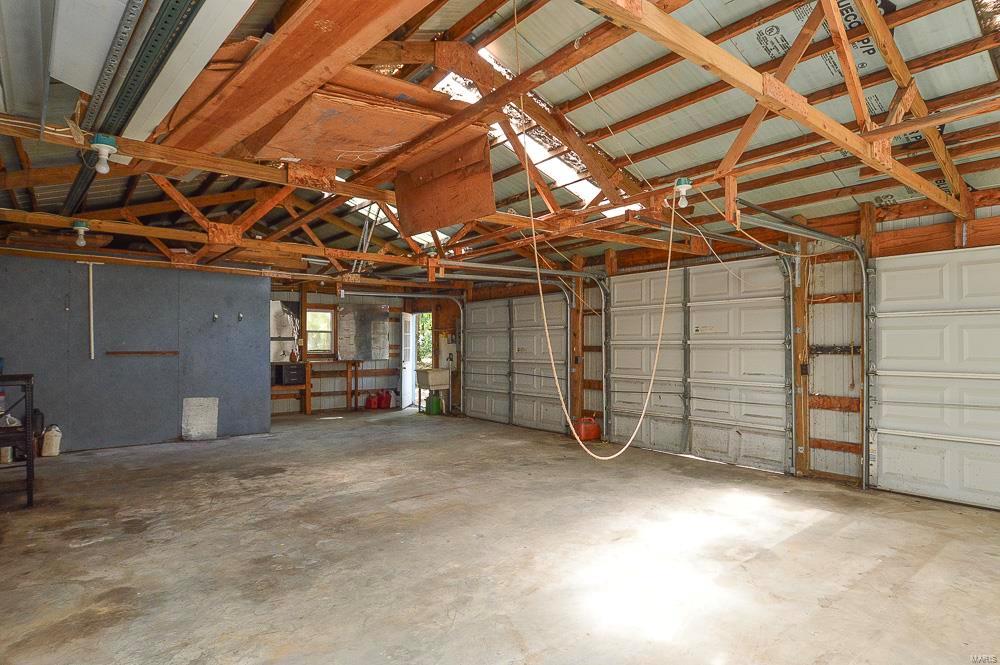 14073 North Greenbriar Road Carterville, IL 62918 - Photo 14 of 57