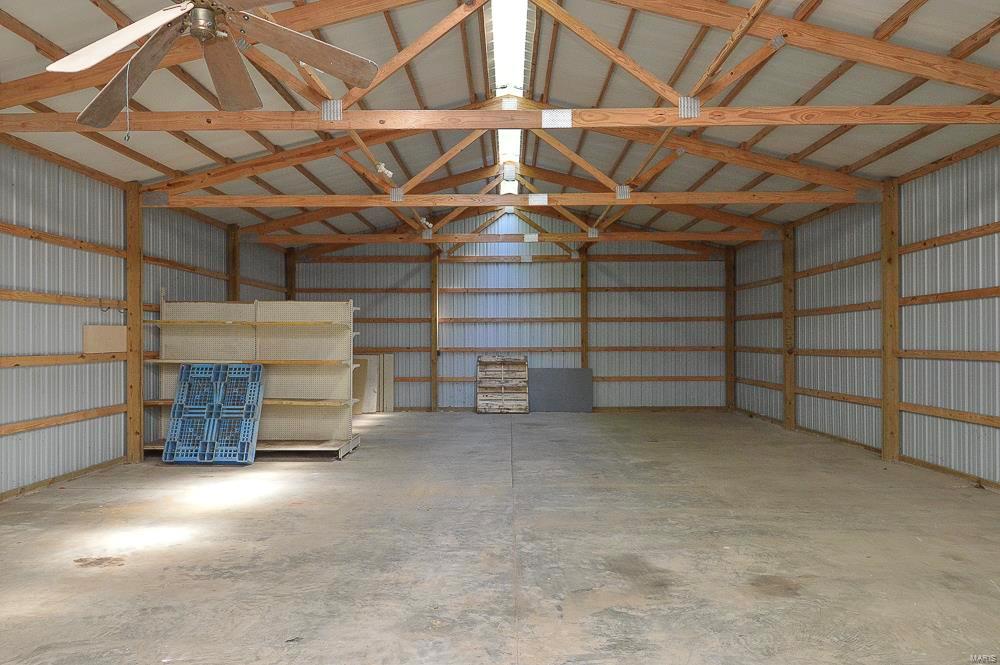 14073 North Greenbriar Road Carterville, IL 62918 - Photo 17 of 57