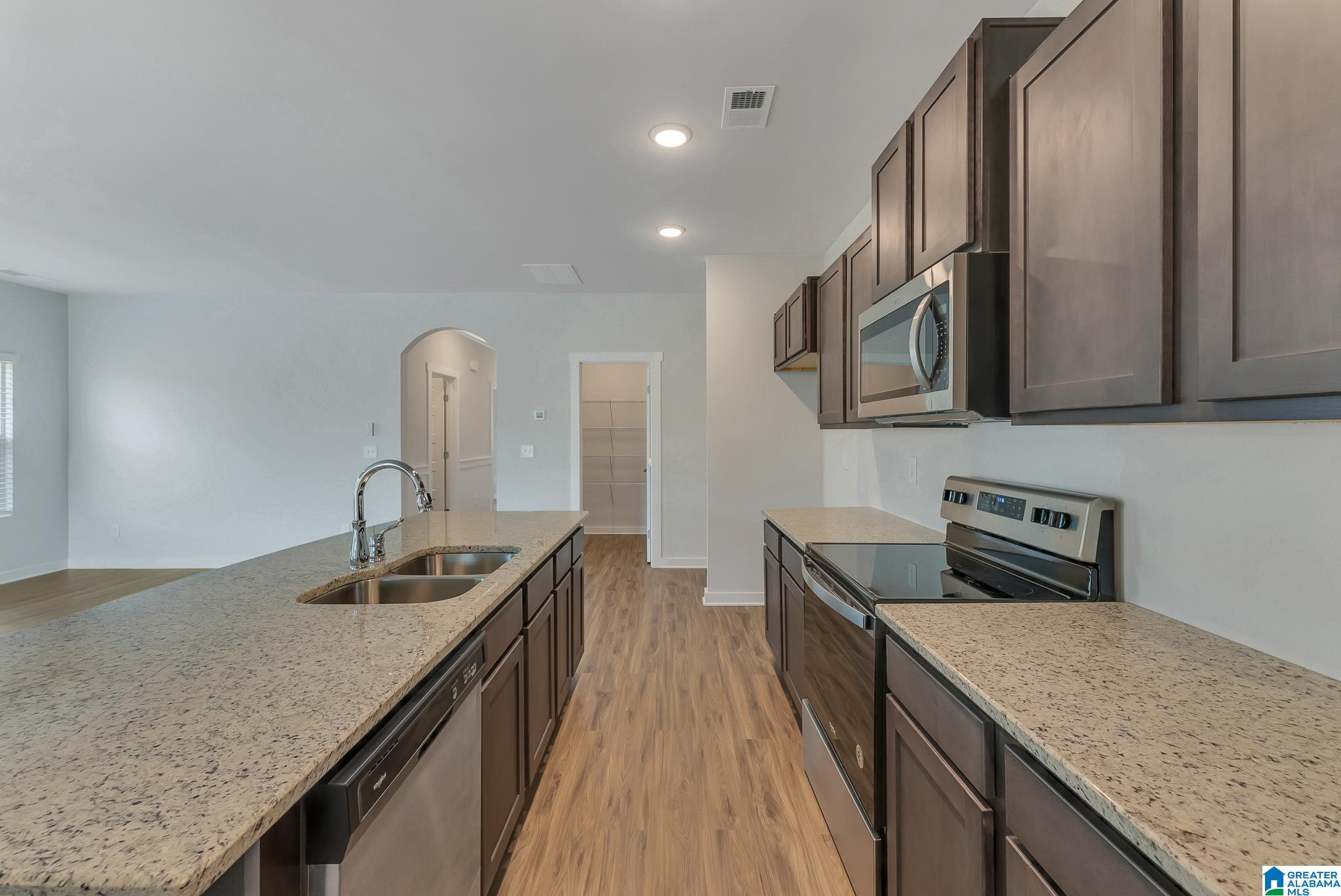 4207 Textile Lane Huntsville, AL 35805 - Photo 9 of 35