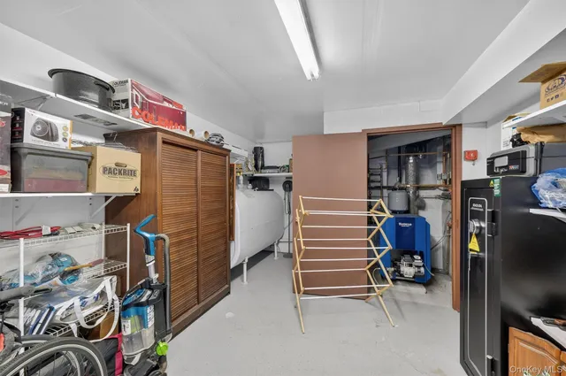 a view of a storage & utility room