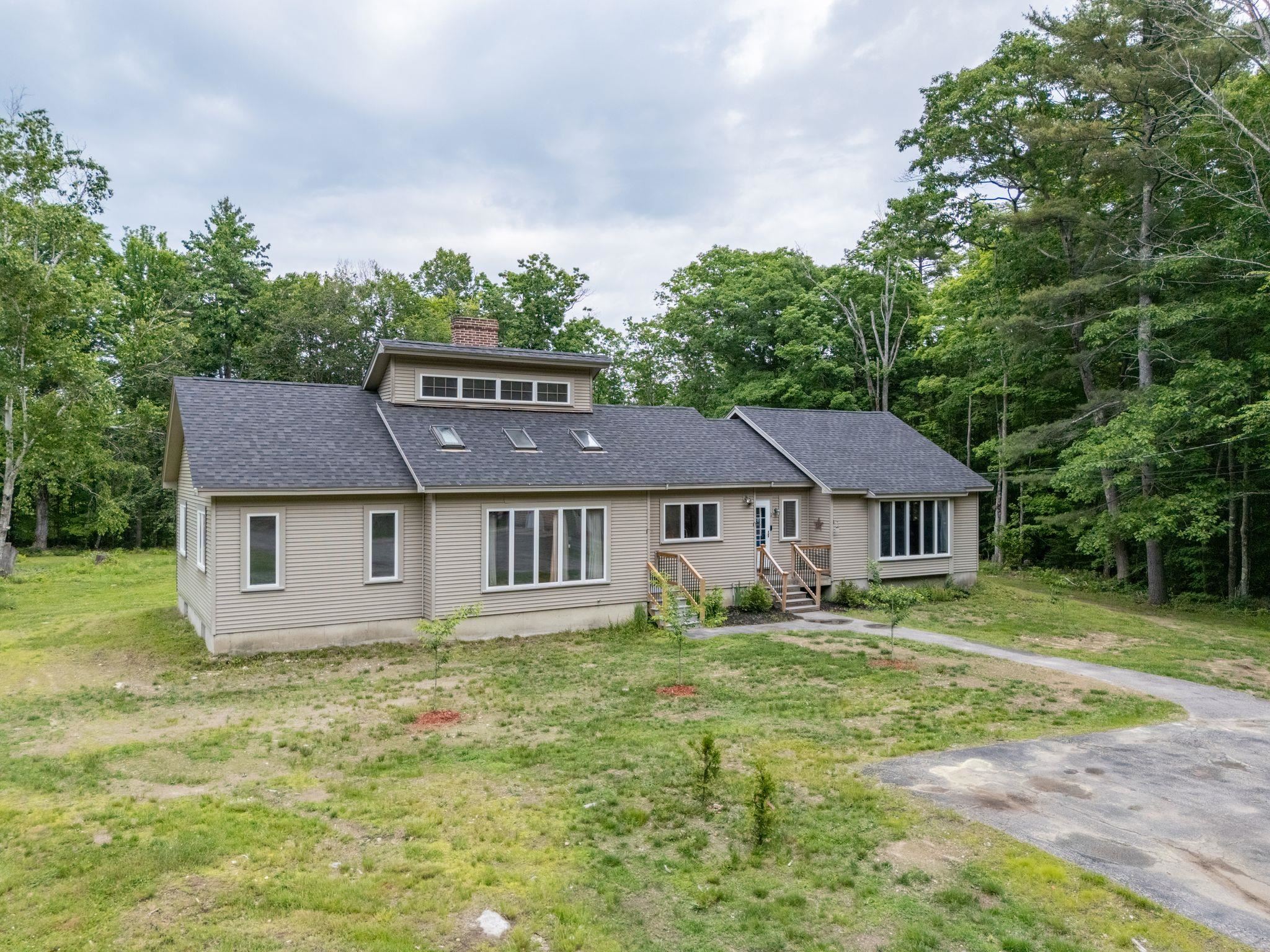 314 Wentworth Road Brookfield, NH 03872 - Photo 1 of 60