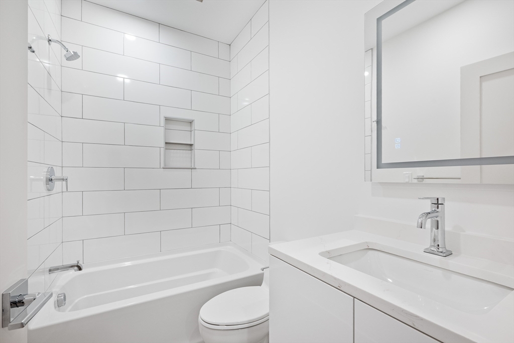 65 Francis Street, Unit 65 Brookline, MA 02446 - Photo 27 of 35