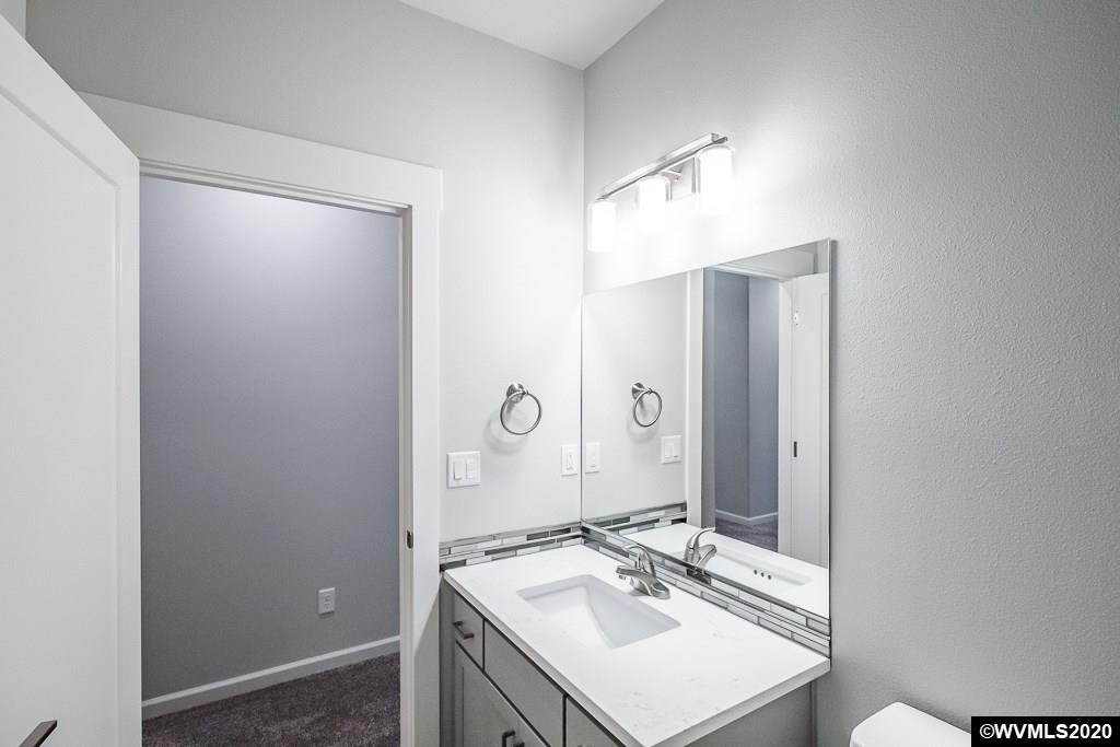 2631 Northeast Tuscan Loop Albany, OR 97321 - Photo 25 of 33 Gallery Image 25
