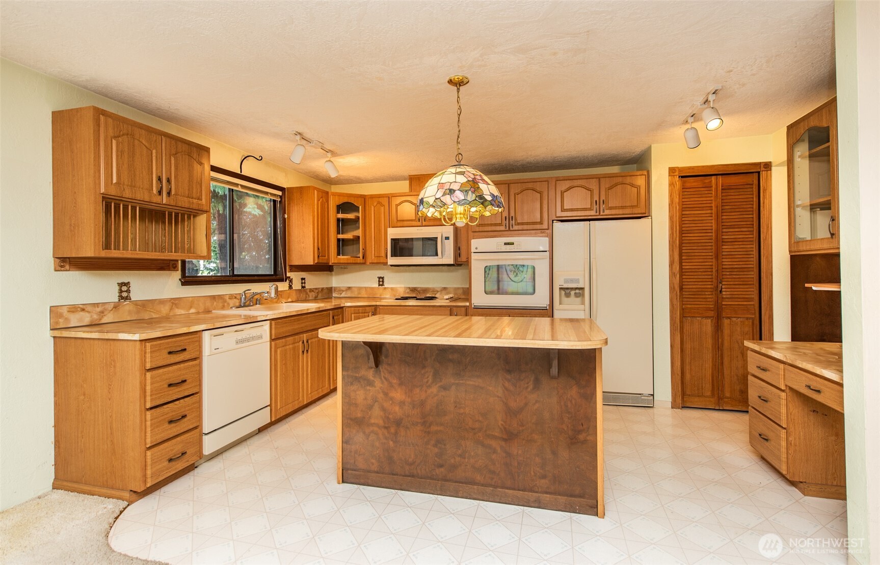 10 Percy Lane Sequim, WA 98382 - Photo 6 of 38