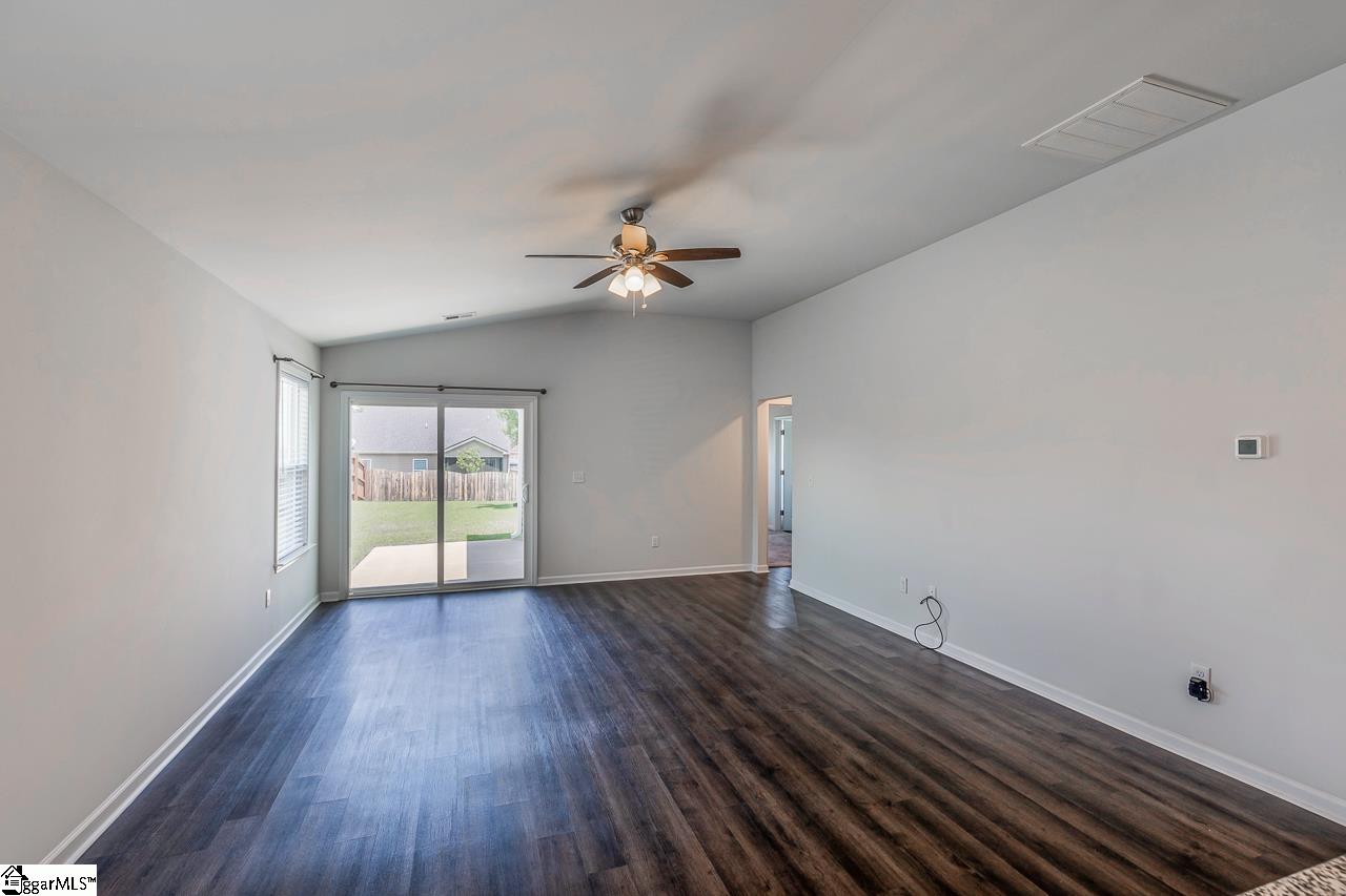 828 Alley Ridge Drive Inman, SC 29349 - Photo 5 of 21