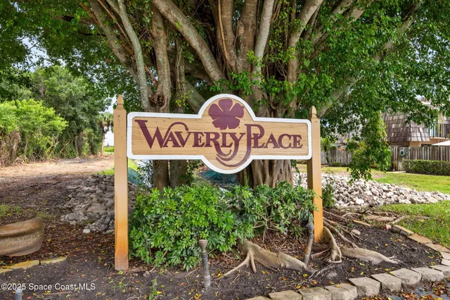 $236,999 | 375 South Waverly Place, Unit 1, Vero Beach, FL 32960