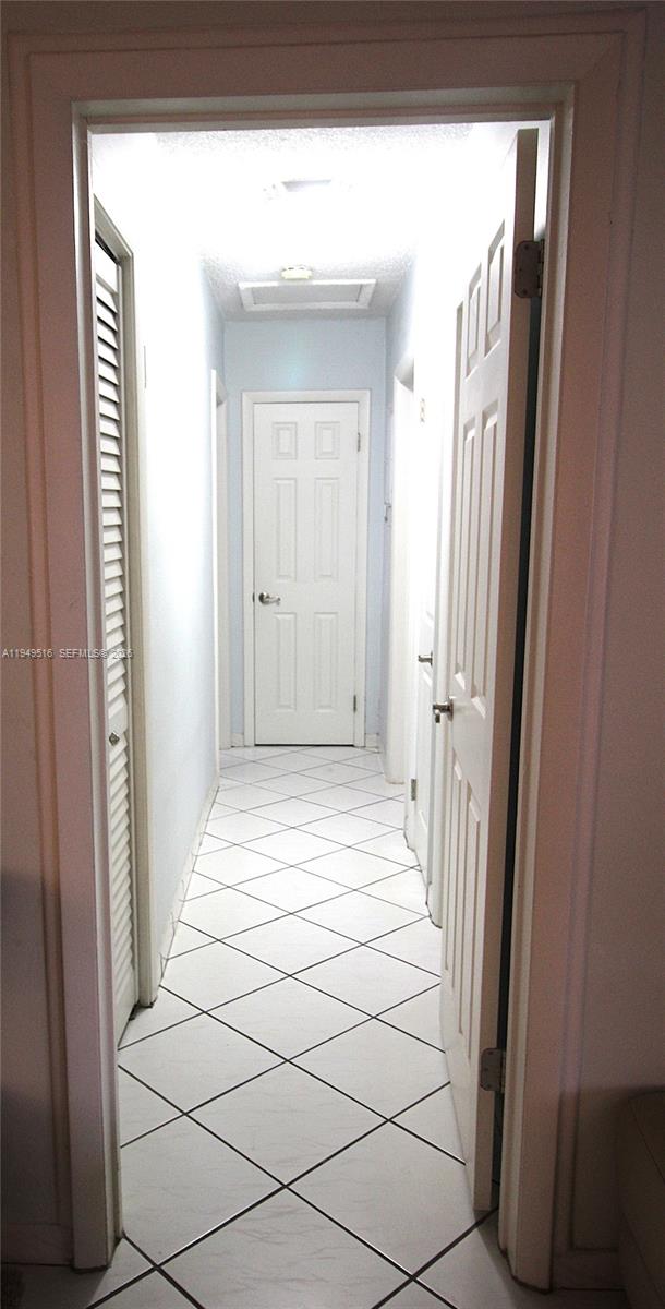 2000 Southwest 84th Avenue Miami, FL 33155 - Photo 16 of 35