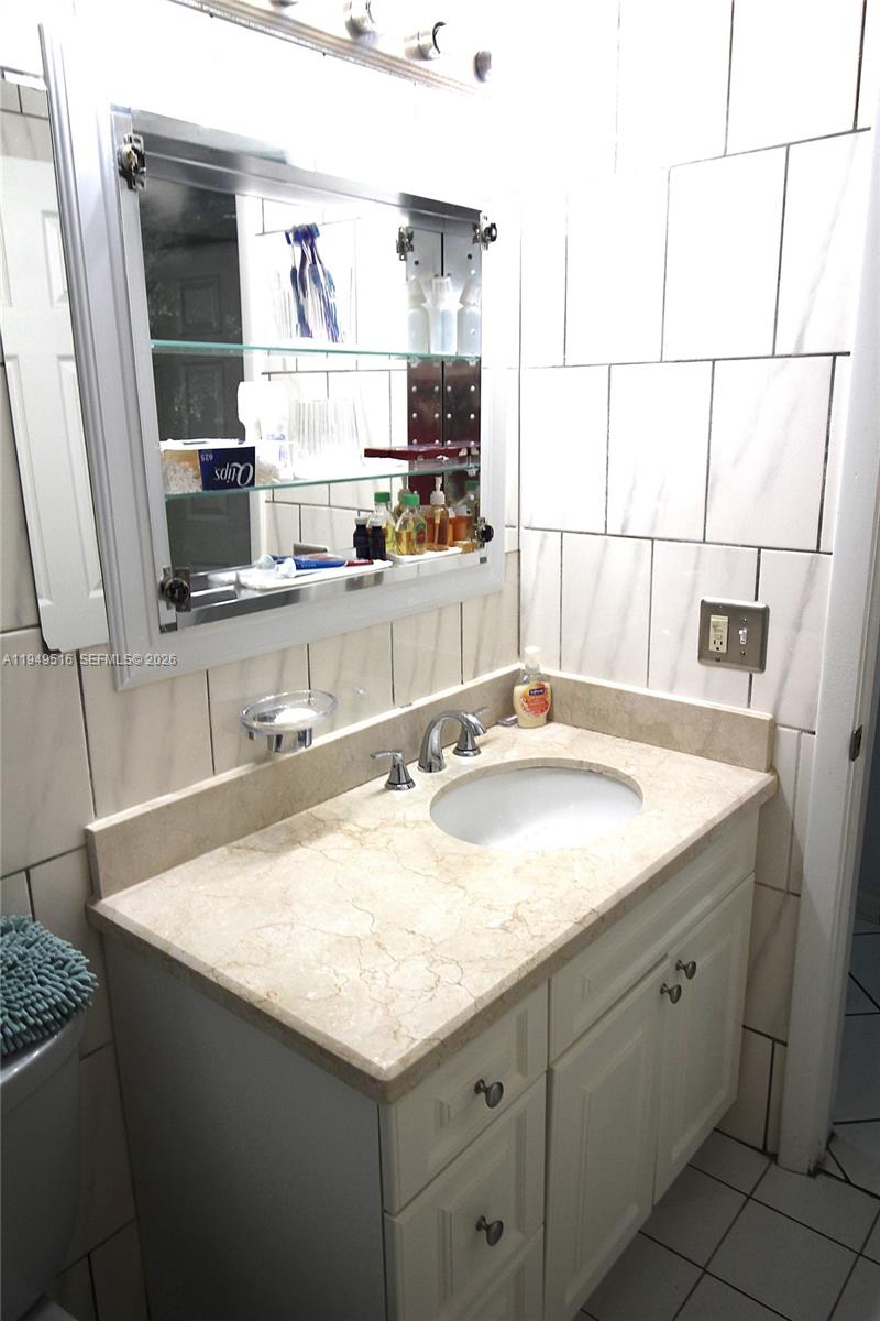 2000 Southwest 84th Avenue Miami, FL 33155 - Photo 26 of 35