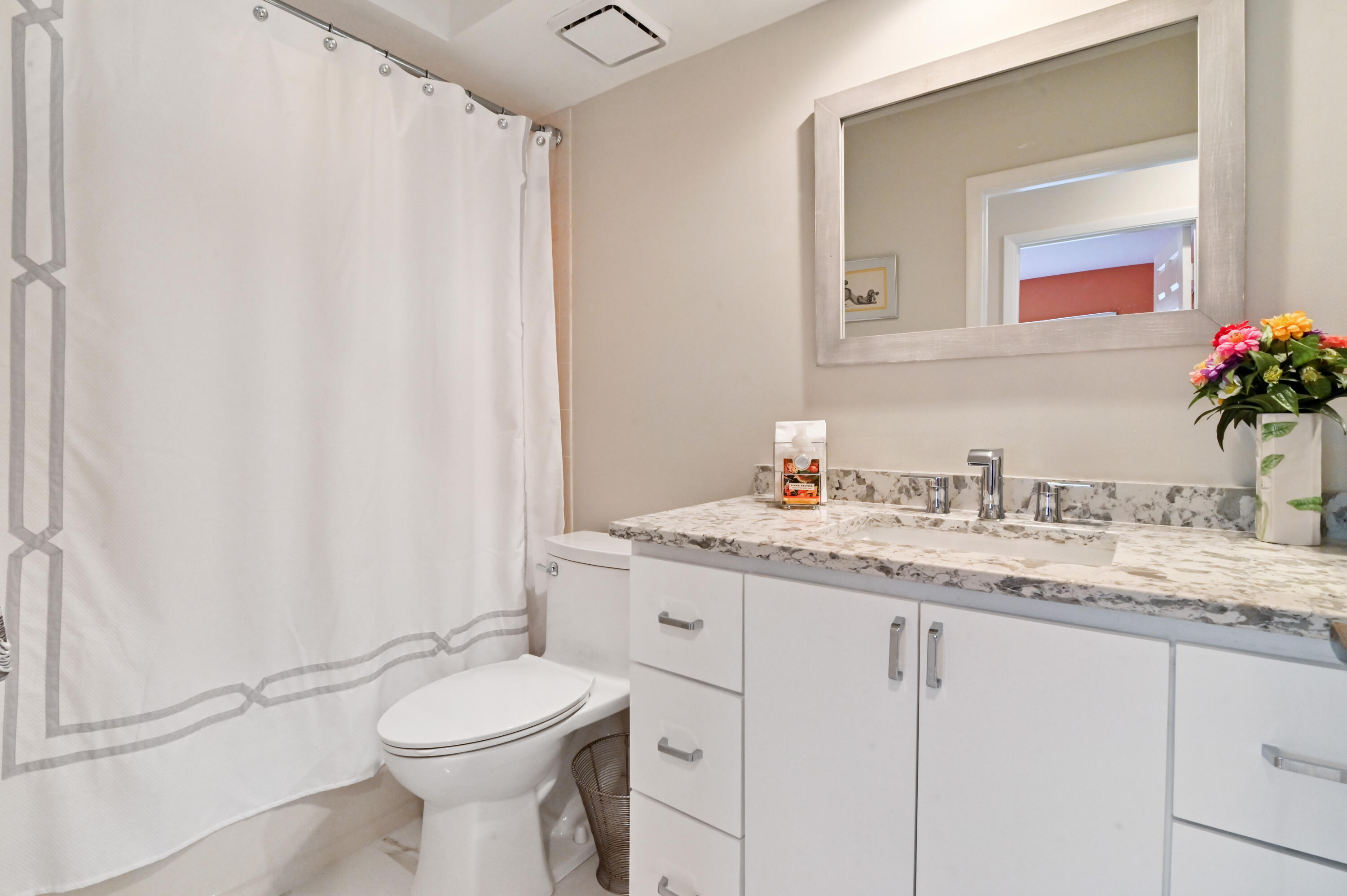 17284 Balboa Point Way Boca Raton, FL 33487 - Photo 30 of 38 14 Bathroom 01