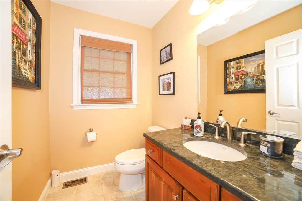 12 Springs Road Billerica, MA 01821 - Photo 18 of 40