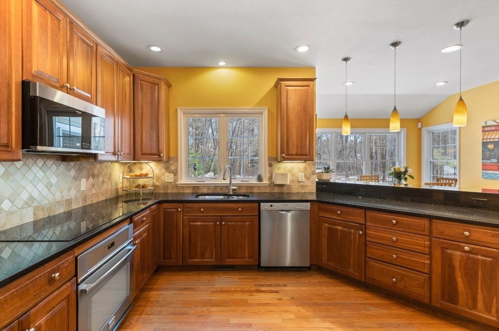 12 Springs Road Billerica, MA 01821 - Photo 2 of 40