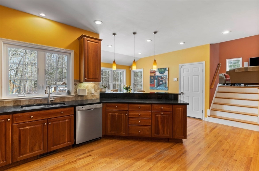 12 Springs Road Billerica, MA 01821 - Photo 3 of 40