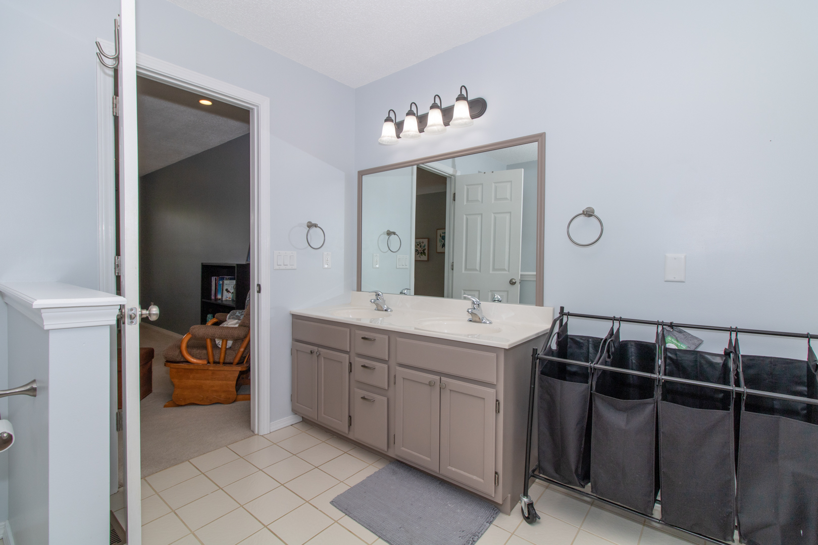 8 Holder Way Bloomington, IL 61704 - Photo 32 of 44 a utility room with a sink dryer and washer