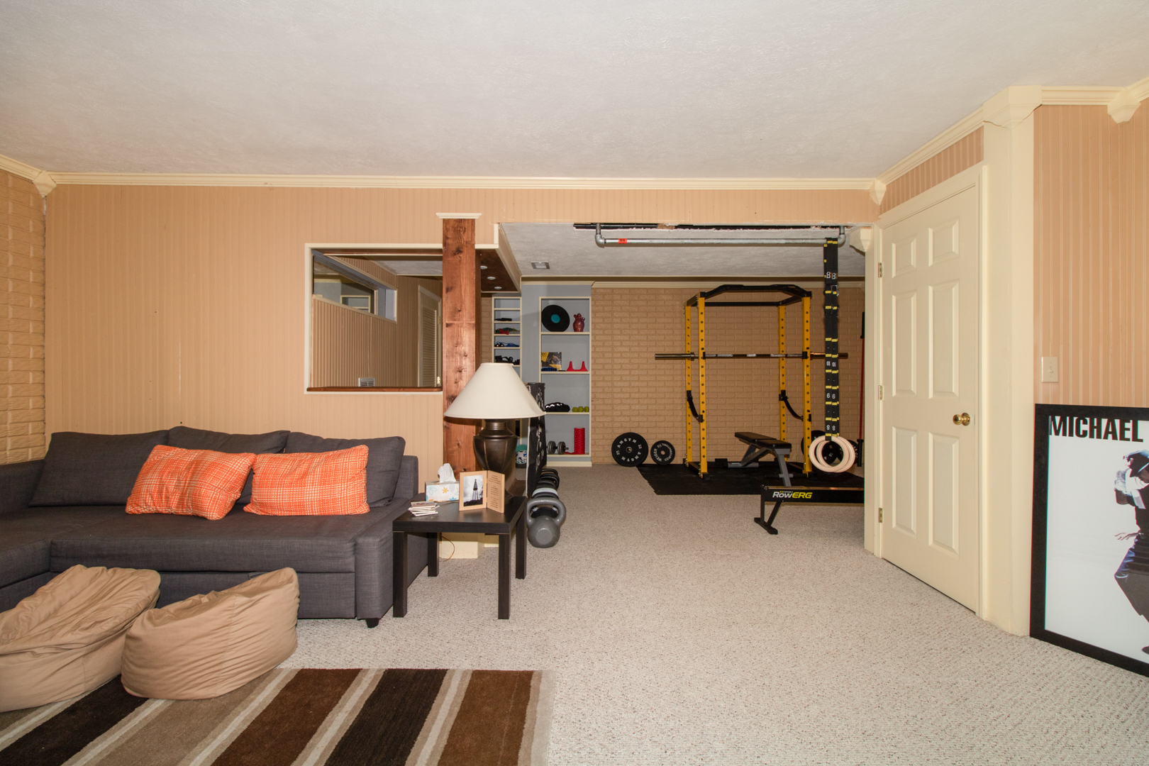 8 Holder Way Bloomington, IL 61704 - Photo 35 of 44 a livingroom with furniture and a couch